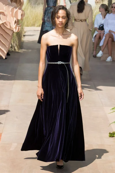 Look 52